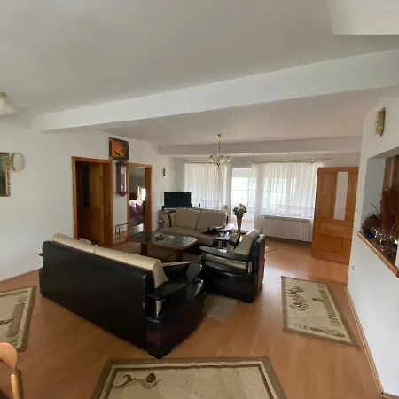 Adi Apartment *
